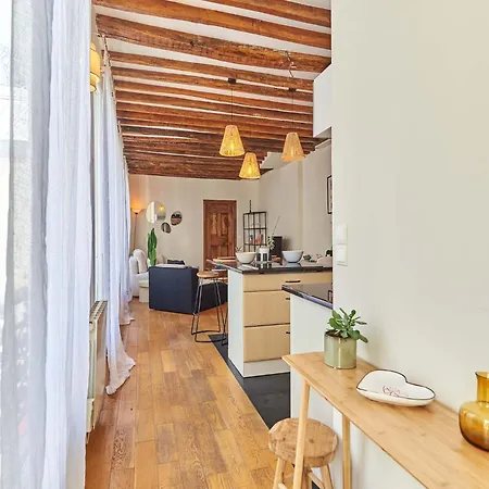 Superb Center Of Le Marais Διαμέρισμα *